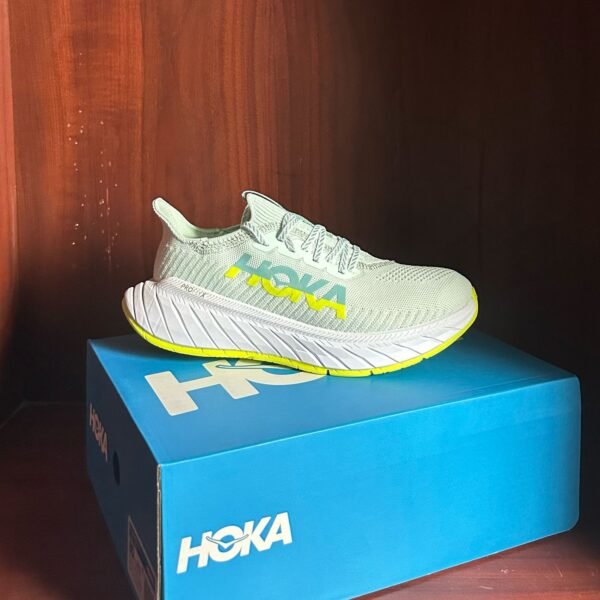 HOKA CARBON X2